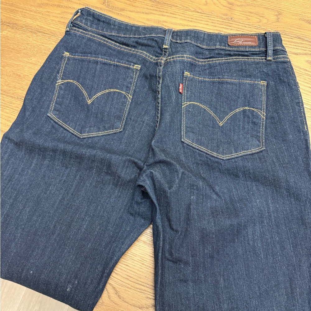 Levi's Women's Dark Blue Bold Curve Classic Slim leg Jeans